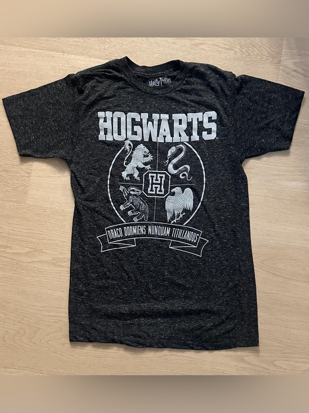 Warner Bros. Black Hogwarts Crest Women’s Short Sleeve Tee